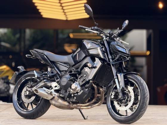 YAMAHA MT-09 